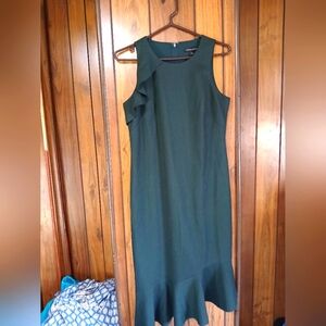 Banana Republic Women's Elegant Green Sleeveless Dress Size 6